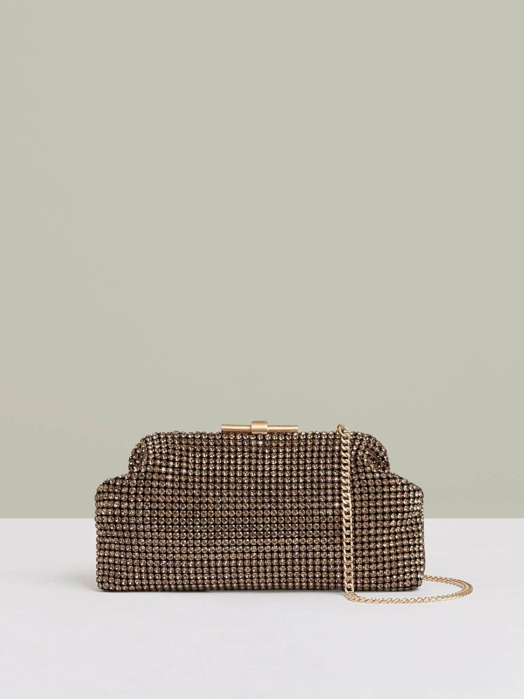 Women Embellished Clutch Bag in Gold