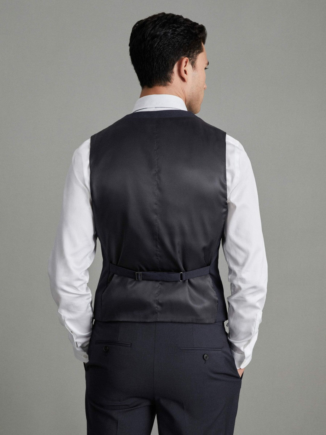 Men Modern Fit Wool Blend Waistcoat in Navy