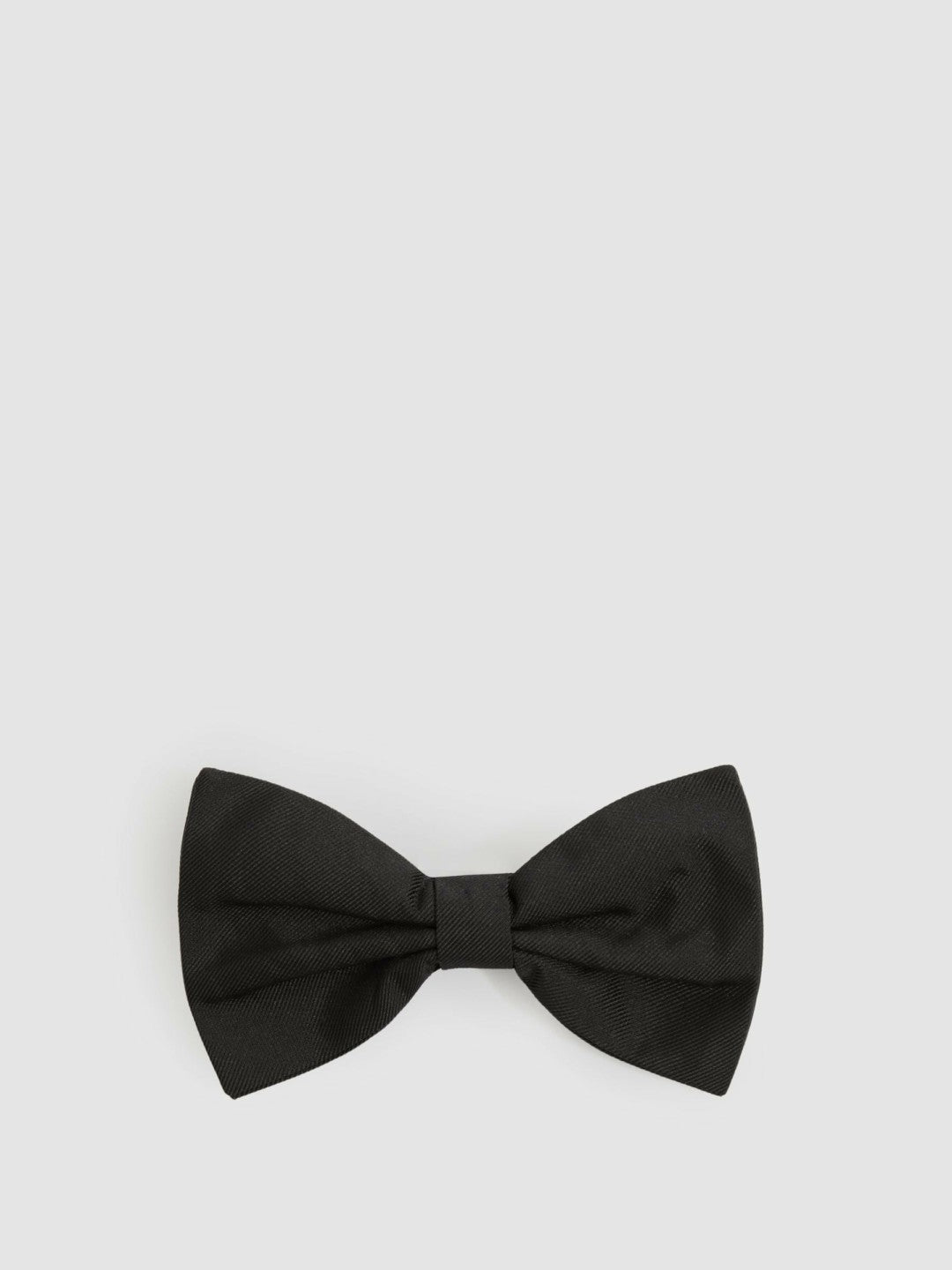 Men Grosgrain Silk Bow Tie in Black