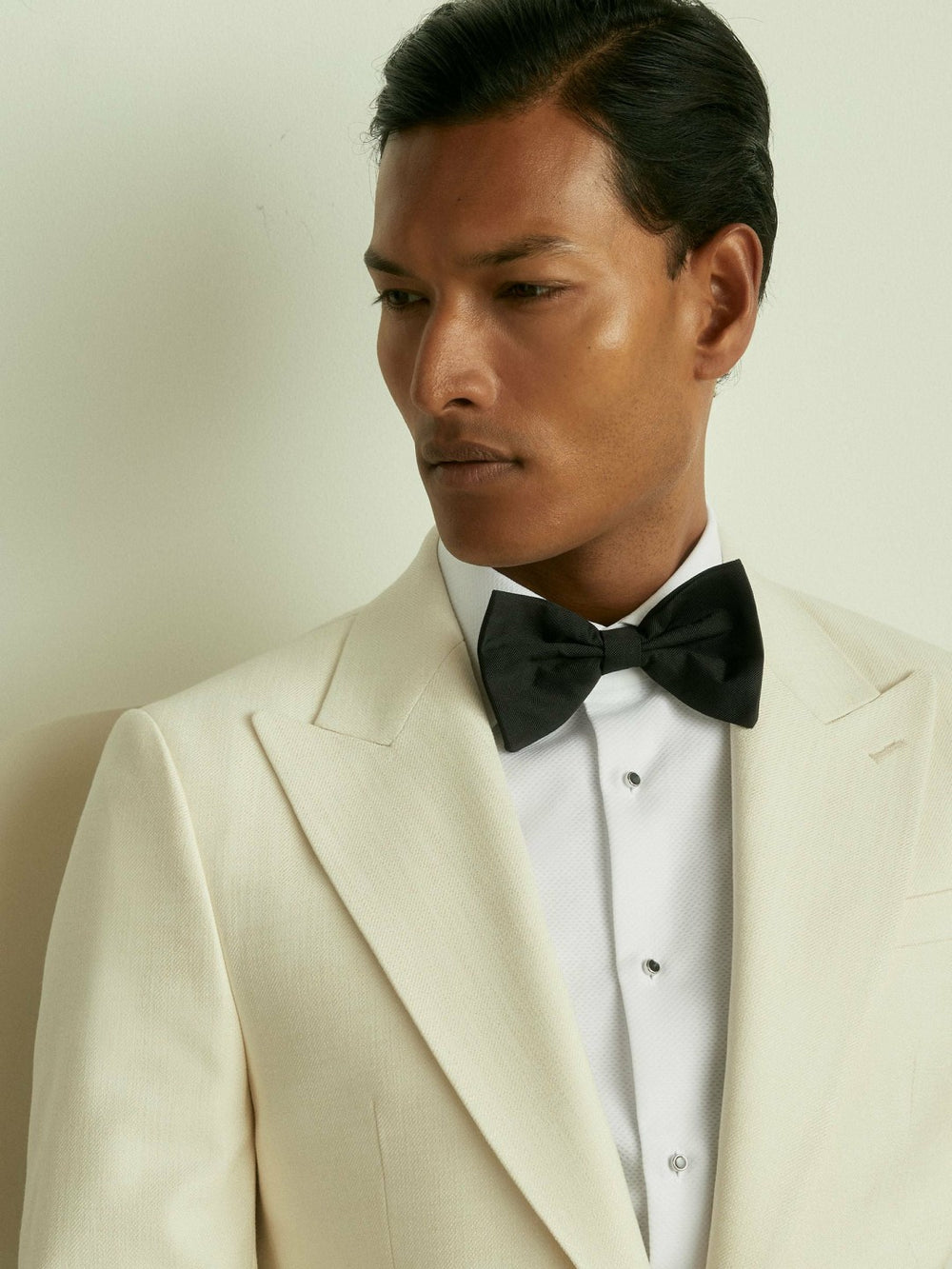 Men Grosgrain Silk Bow Tie in Black