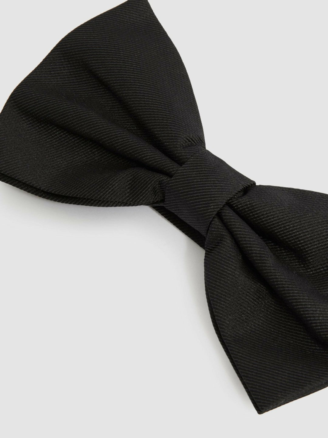 Men Grosgrain Silk Bow Tie in Black