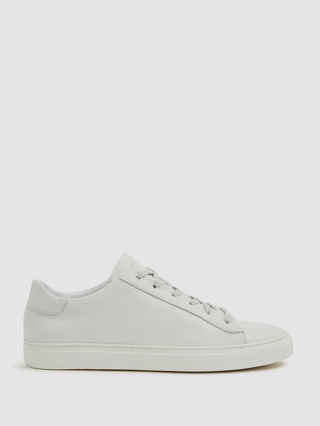 Men Harrys of London Grained Leather Trainers in White
