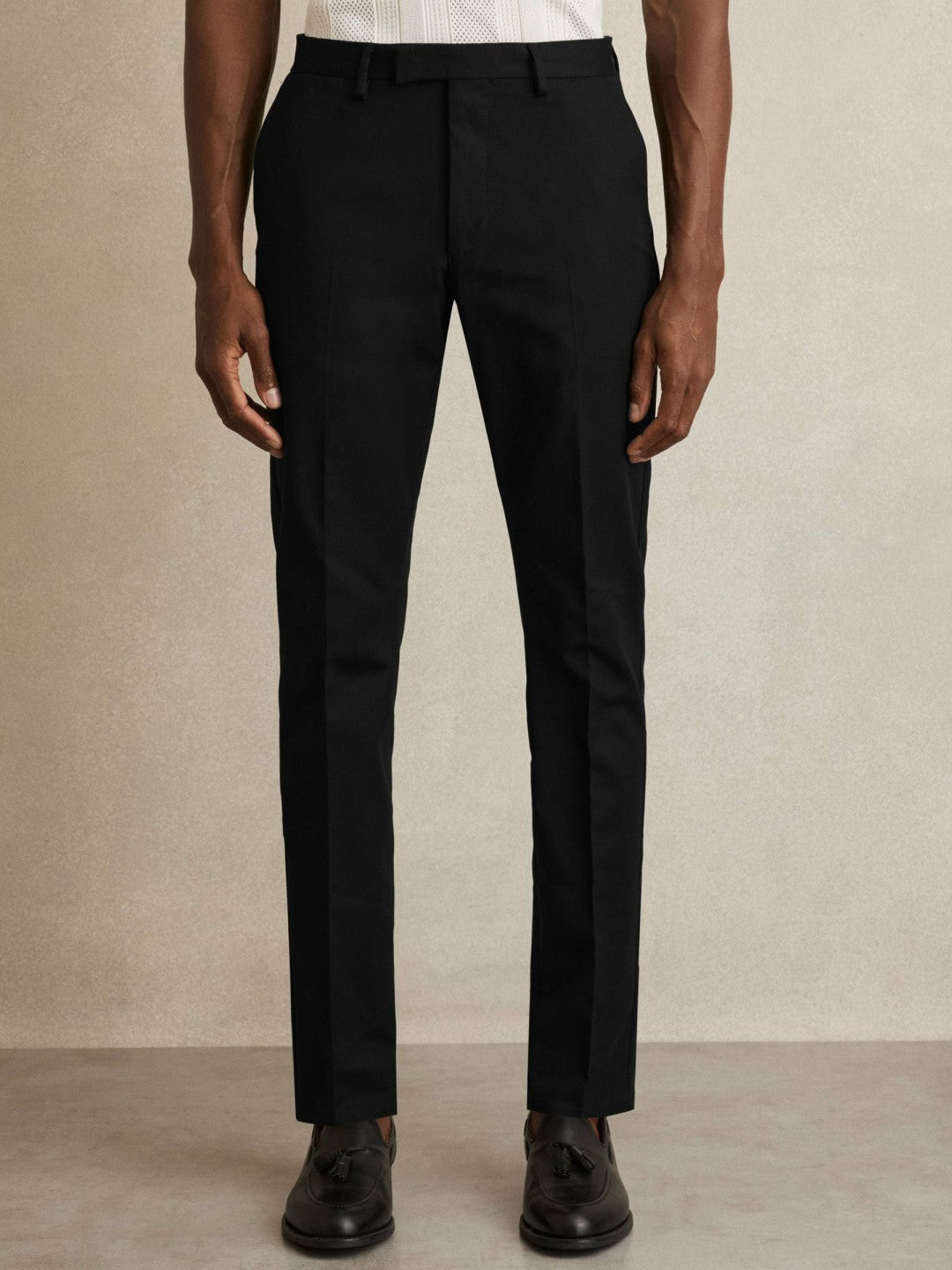 Men Slim Fit Cotton Blend Chinos in Black