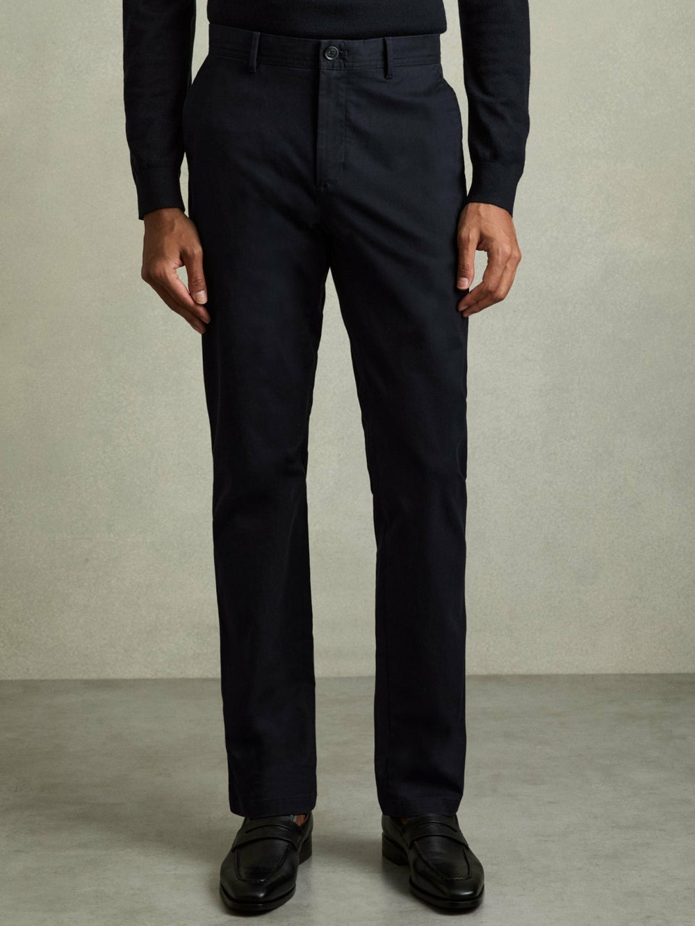 Men Slim Fit Washed Cotton Blend Chinos in Navy