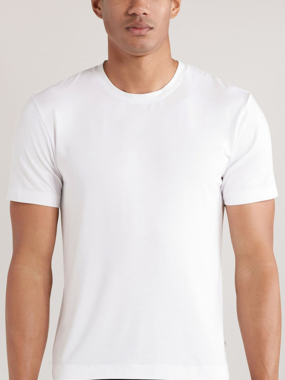 Men CHÉ Studios Crew Neck T-Shirt with TENCEL™ Fibers in White
