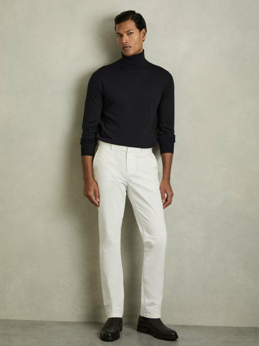 Men Slim Fit Merino Wool Roll Neck Jumper in Navy
