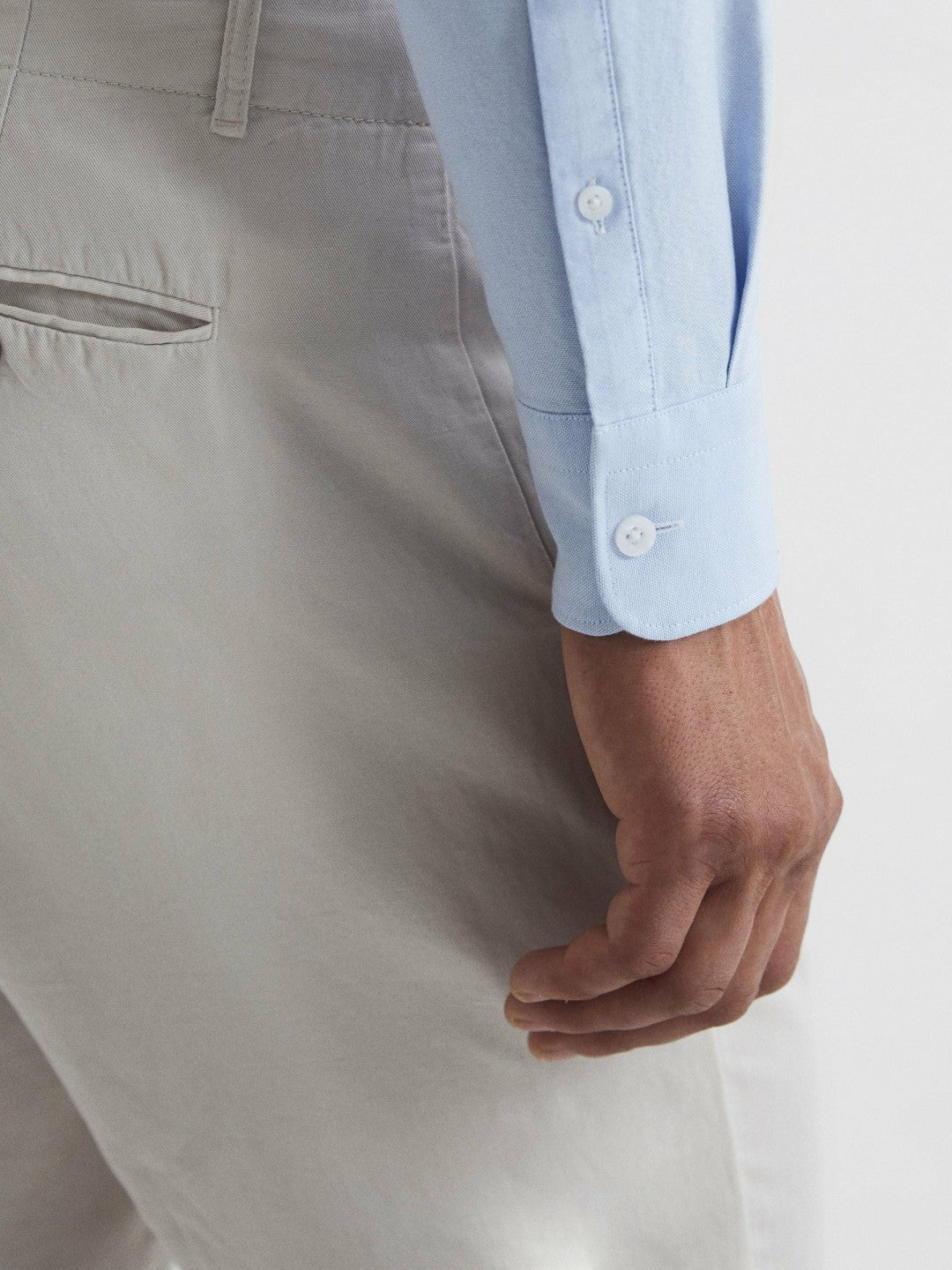 Men Soft Wash Button Down Oxford Shirt in Soft Blue