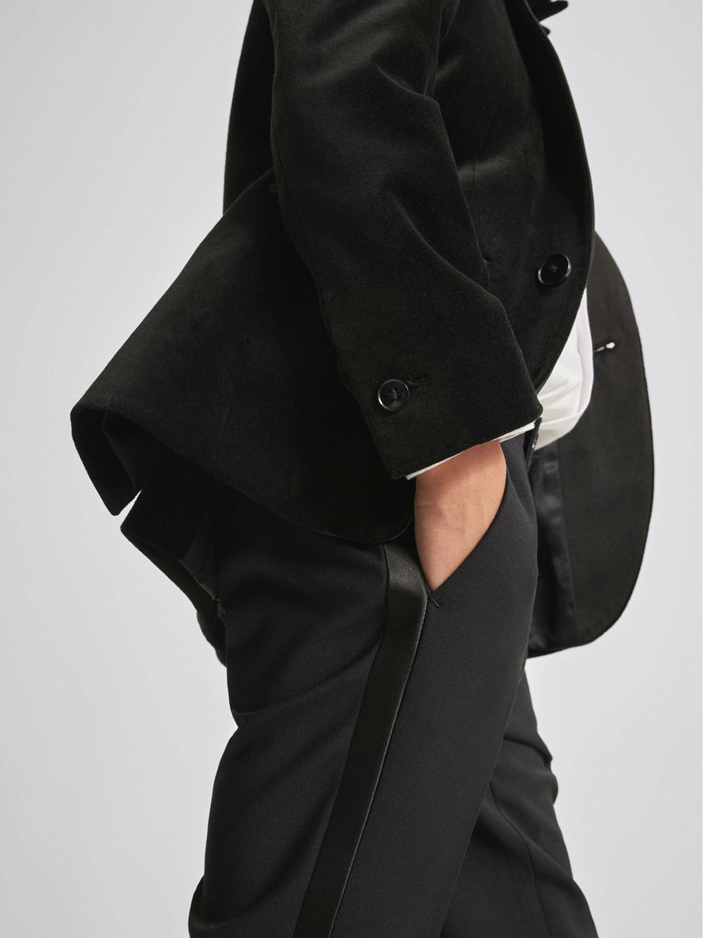 Children & Baby 4-9 yrs Single Breasted Velvet Blazer in Black