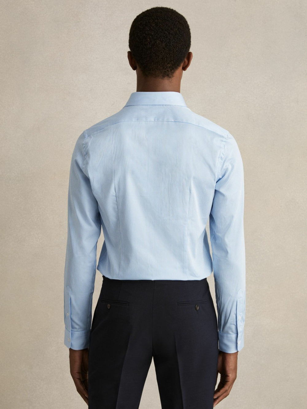 Men Slim Fit Cotton-Satin Cutaway-Collar Shirt in Blue Stripe