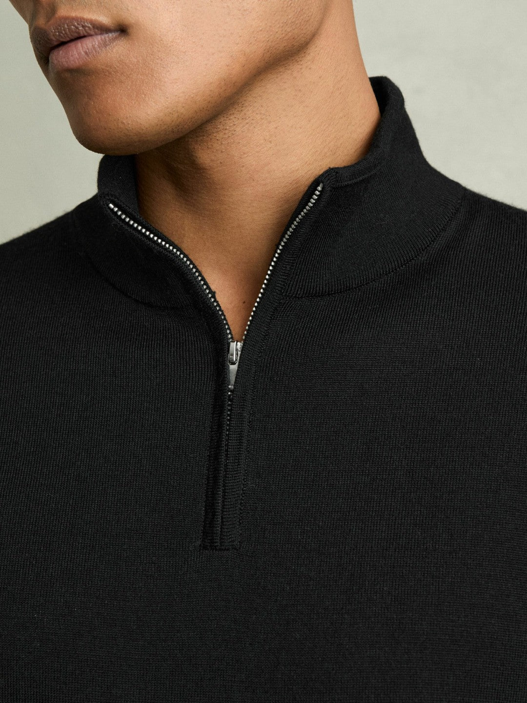 Men Merino Wool Half-Zip Jumper in Black