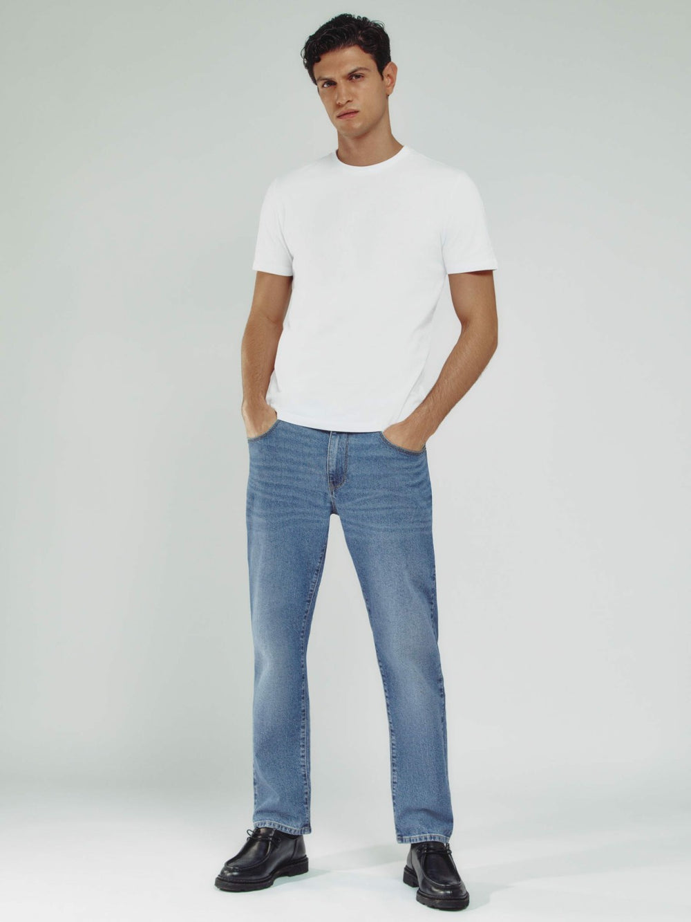Men Straight-Leg Jeans in Mid Blue Wash