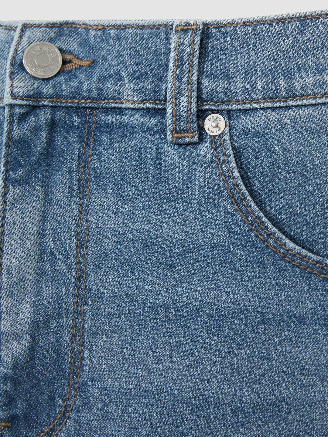 Men Straight-Leg Jeans in Mid Blue Wash