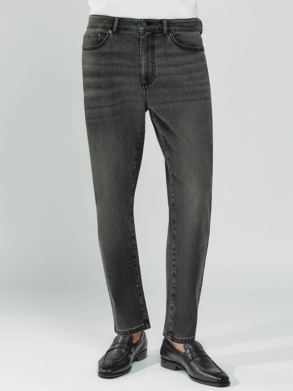 Men Relaxed-Fit Cropped Jeans in Washed Black
