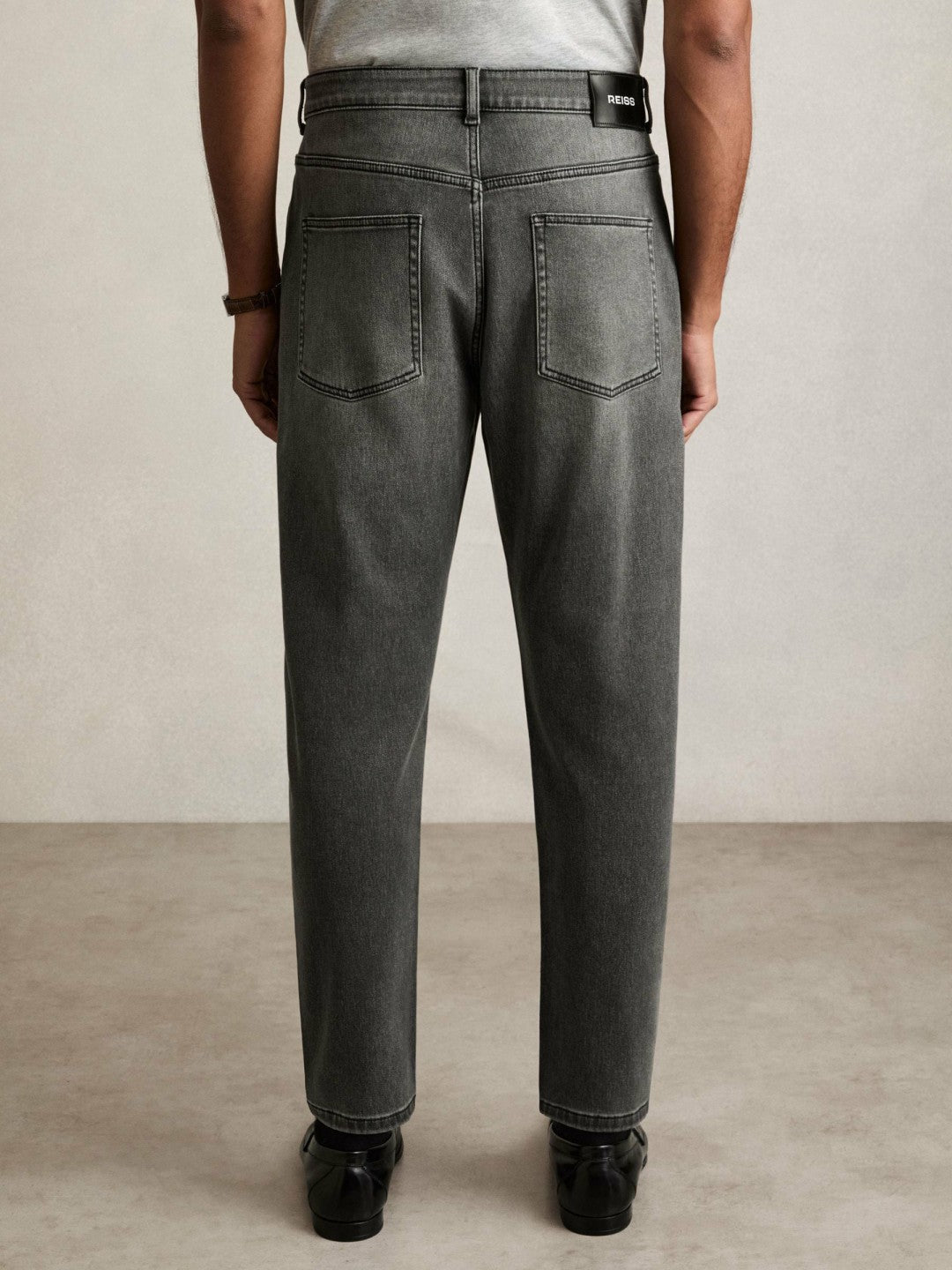 Men Relaxed-Fit Cropped Jeans in Washed Black