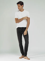 Men Tapered Slim-Fit Jeans in Washed Black