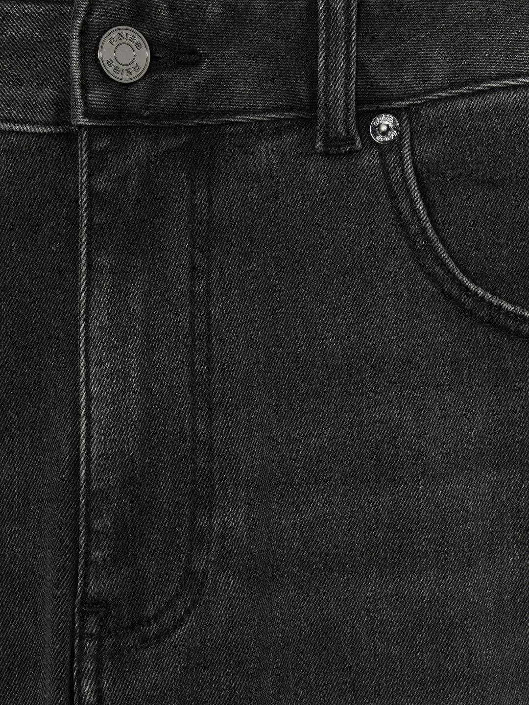 Men Tapered Slim-Fit Jeans in Washed Black