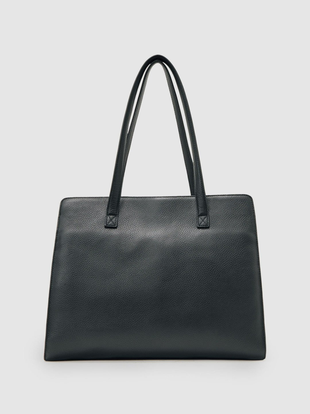 Women Grained Leather Tote Bag in Black