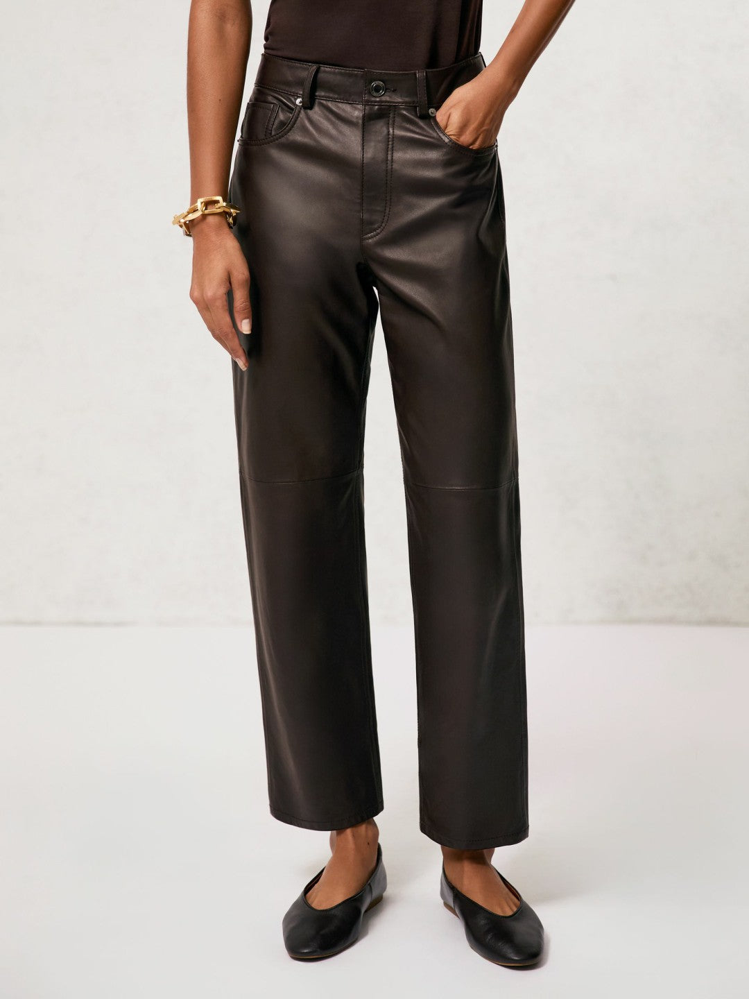Women Leather Slim-Leg Trousers in Chocolate