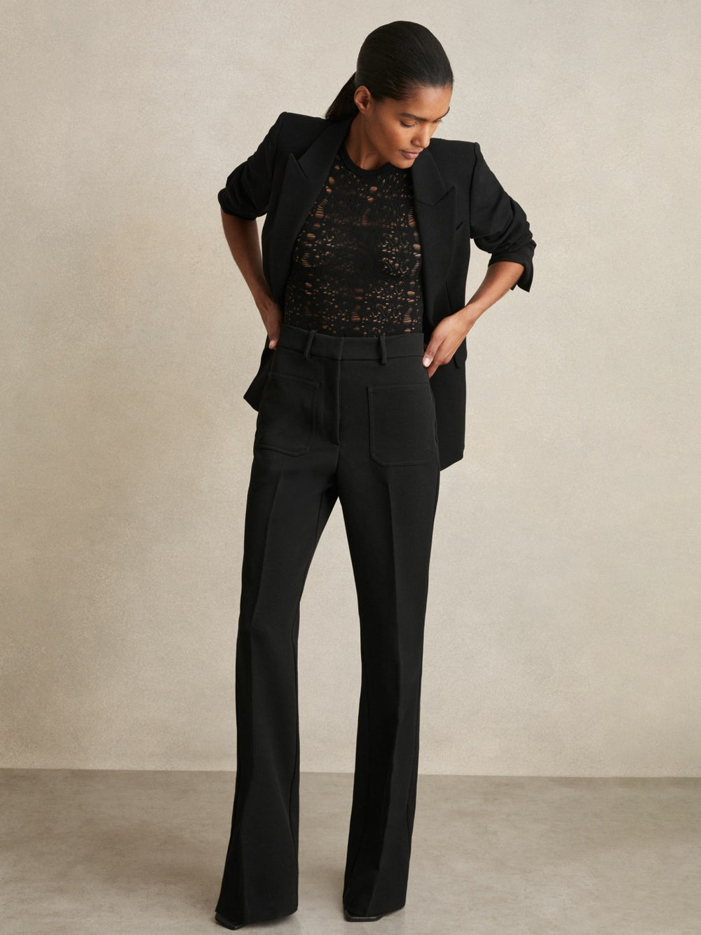 Women Twill Patch-Pocket Flared Trousers in Black