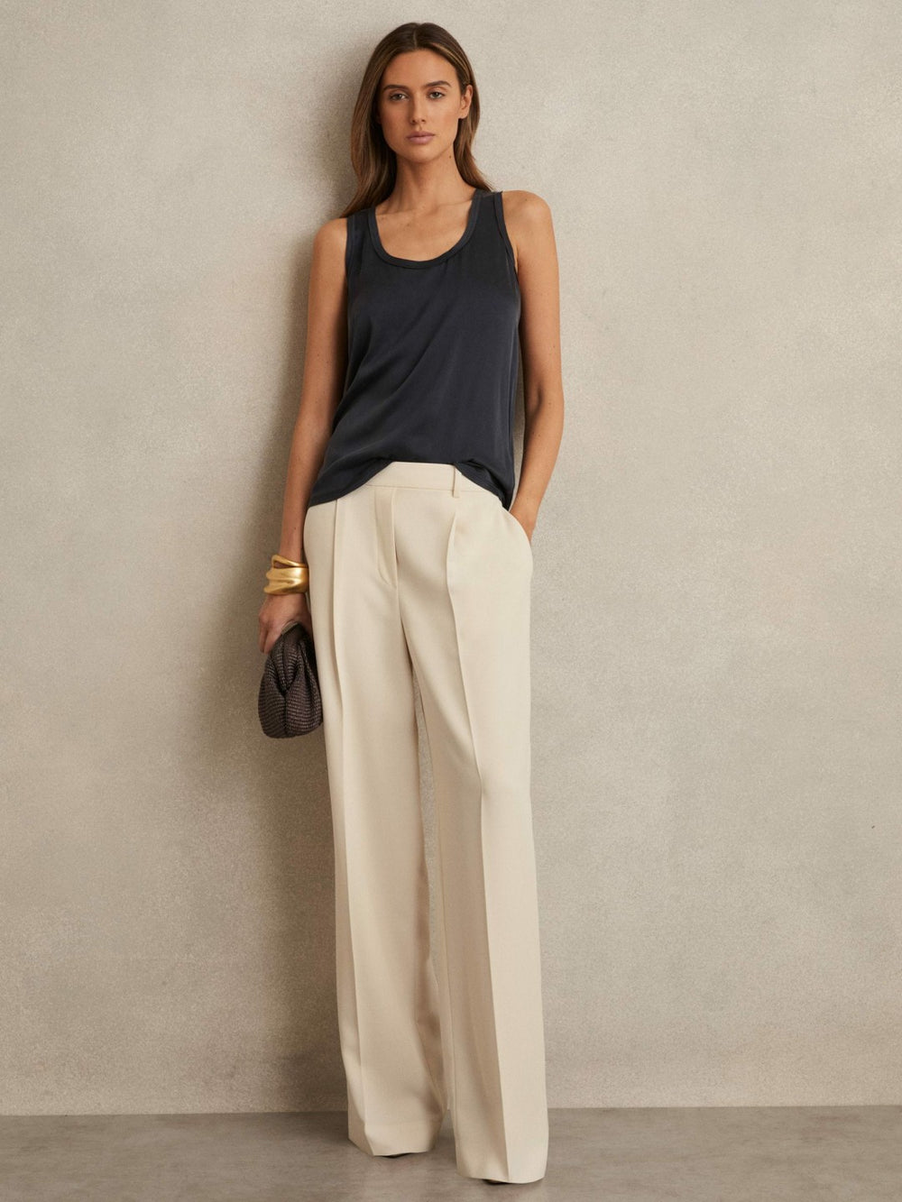 Women Elasticated-Waist Wide-Leg Twill Trousers in Cream
