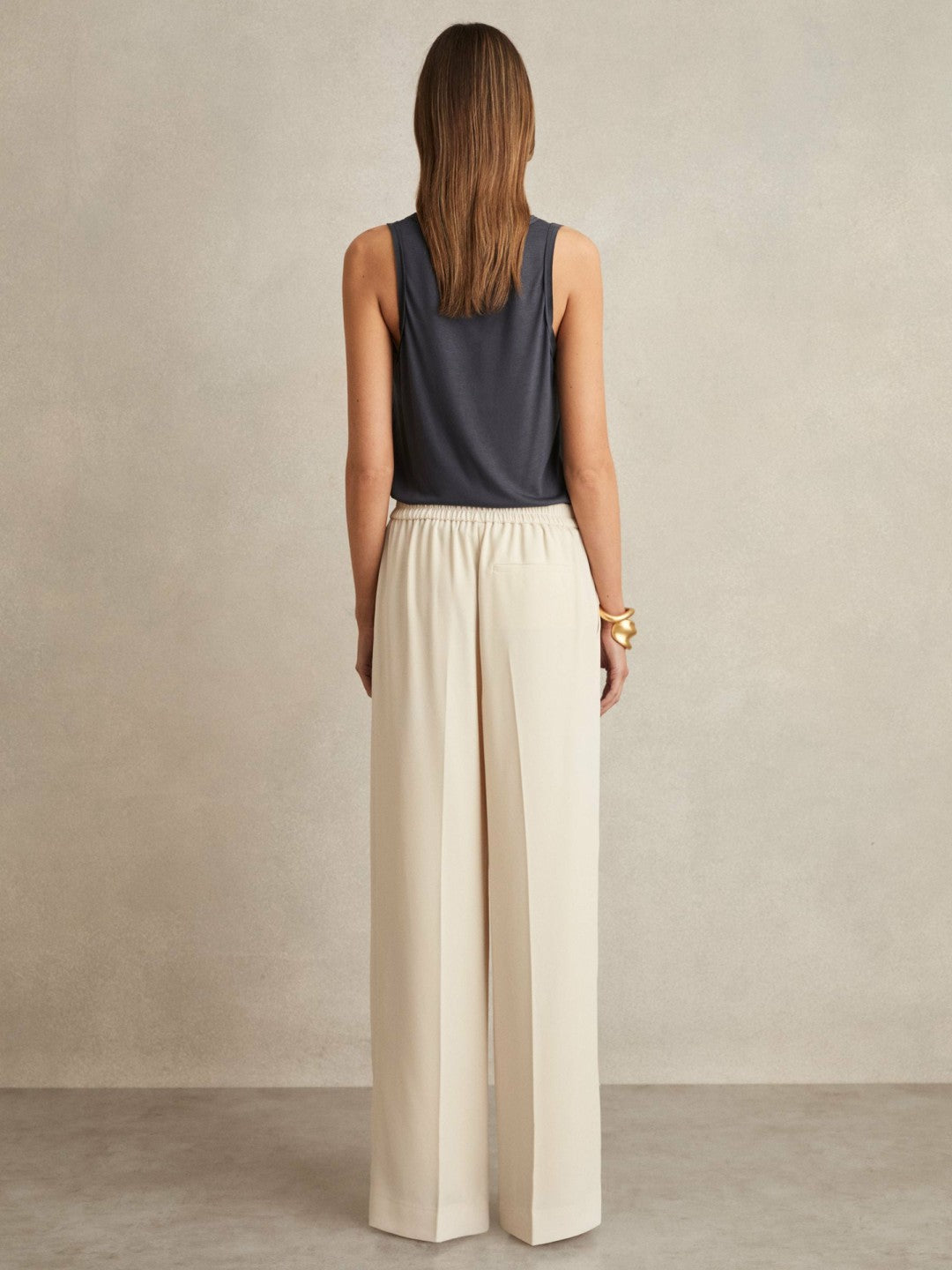 Women Elasticated-Waist Wide-Leg Twill Trousers in Cream