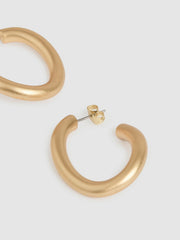 Women Wave Hoop Earrings in Gold Tone