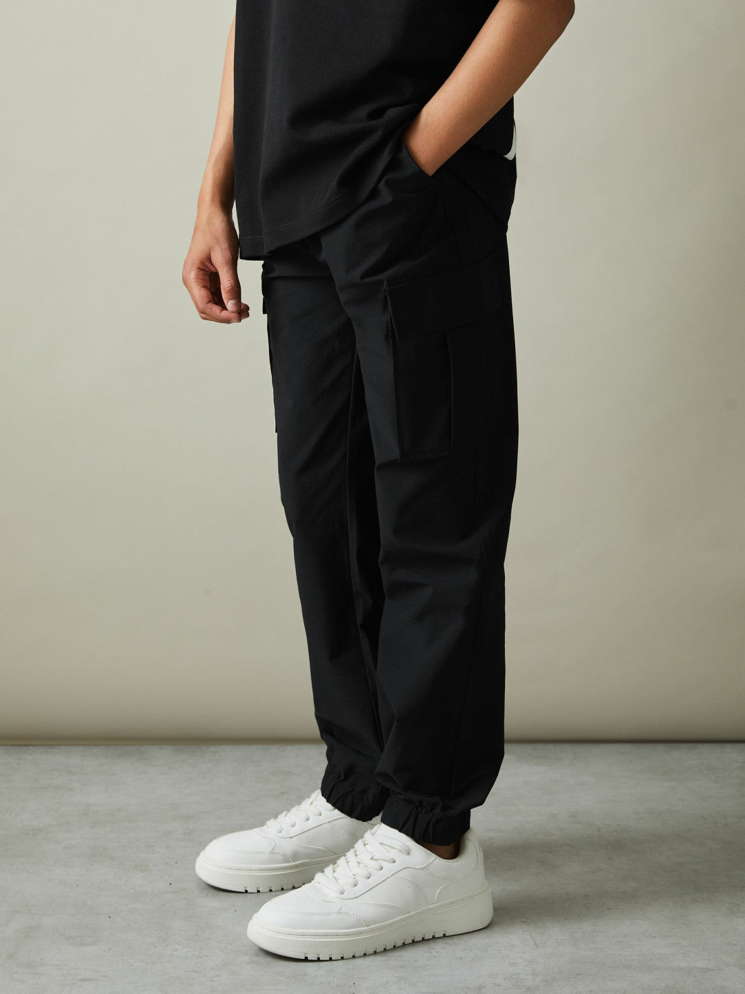 Children & Baby 9-14 yrs Technical Drawstring Trousers in Black