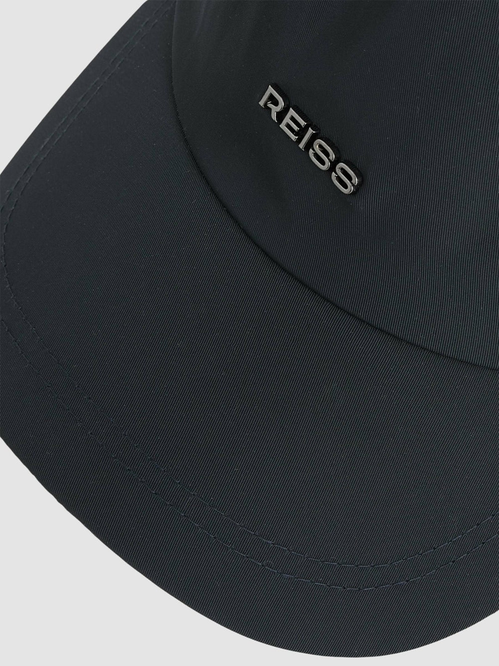 Men Logo Lettering Baseball Cap in Navy
