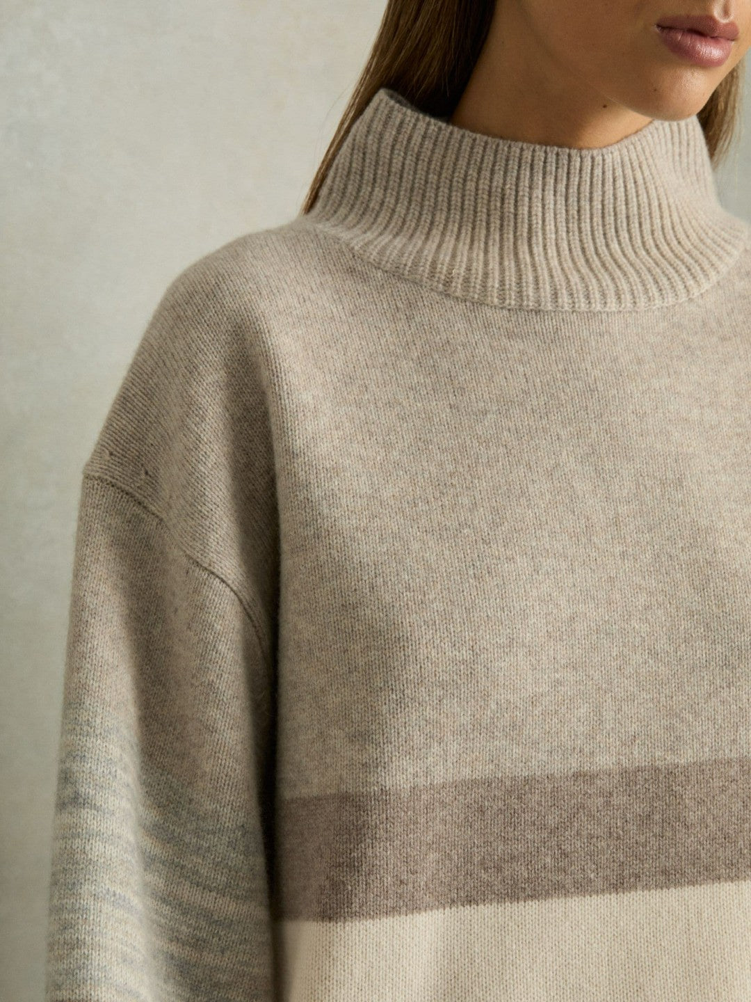 Women Wool Funnel-Neck Striped Jumper in Neutral