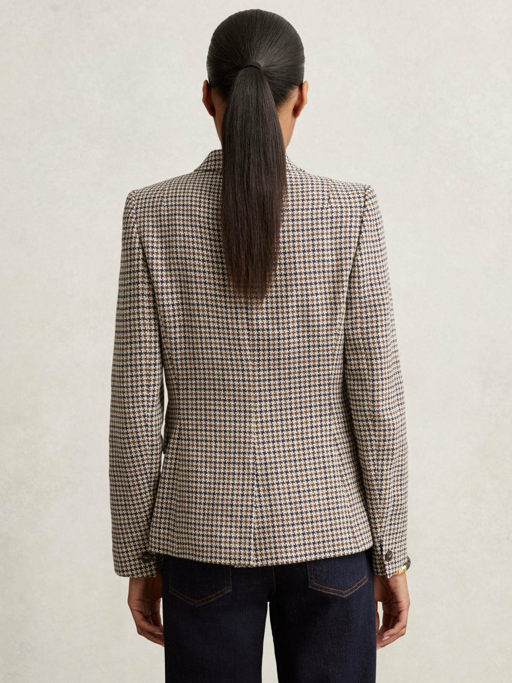 Women Petite Cotton-Linen Double-Breasted Houndstooth-Check Blazer in Navy Neutral Check