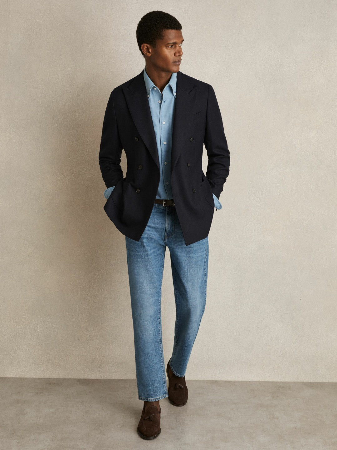 Men Cotton-Piqué Button-Down Chambray Shirt in Washed Blue