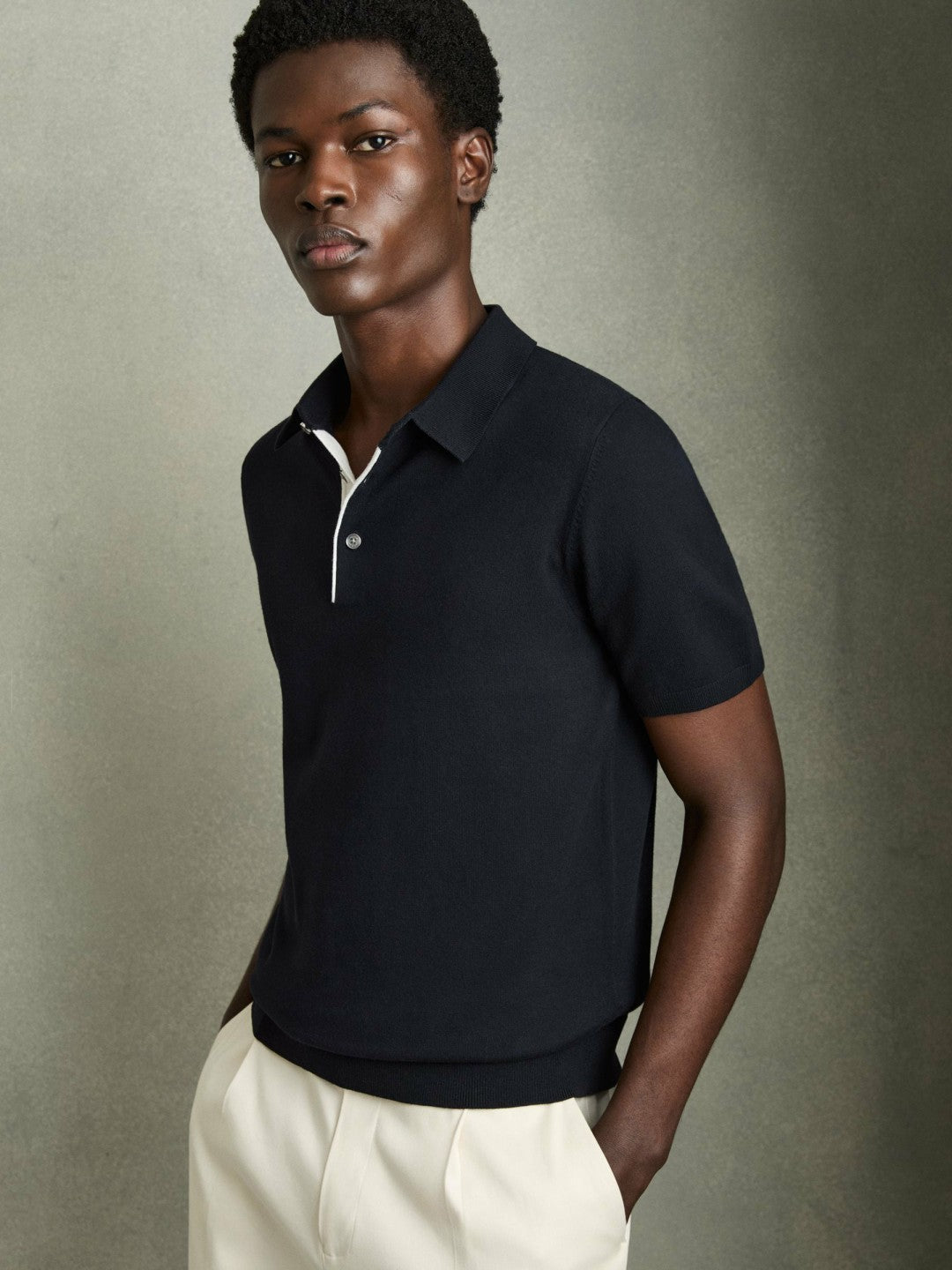 Men Contrast-Placket Polo Shirt With Cotton in Navy