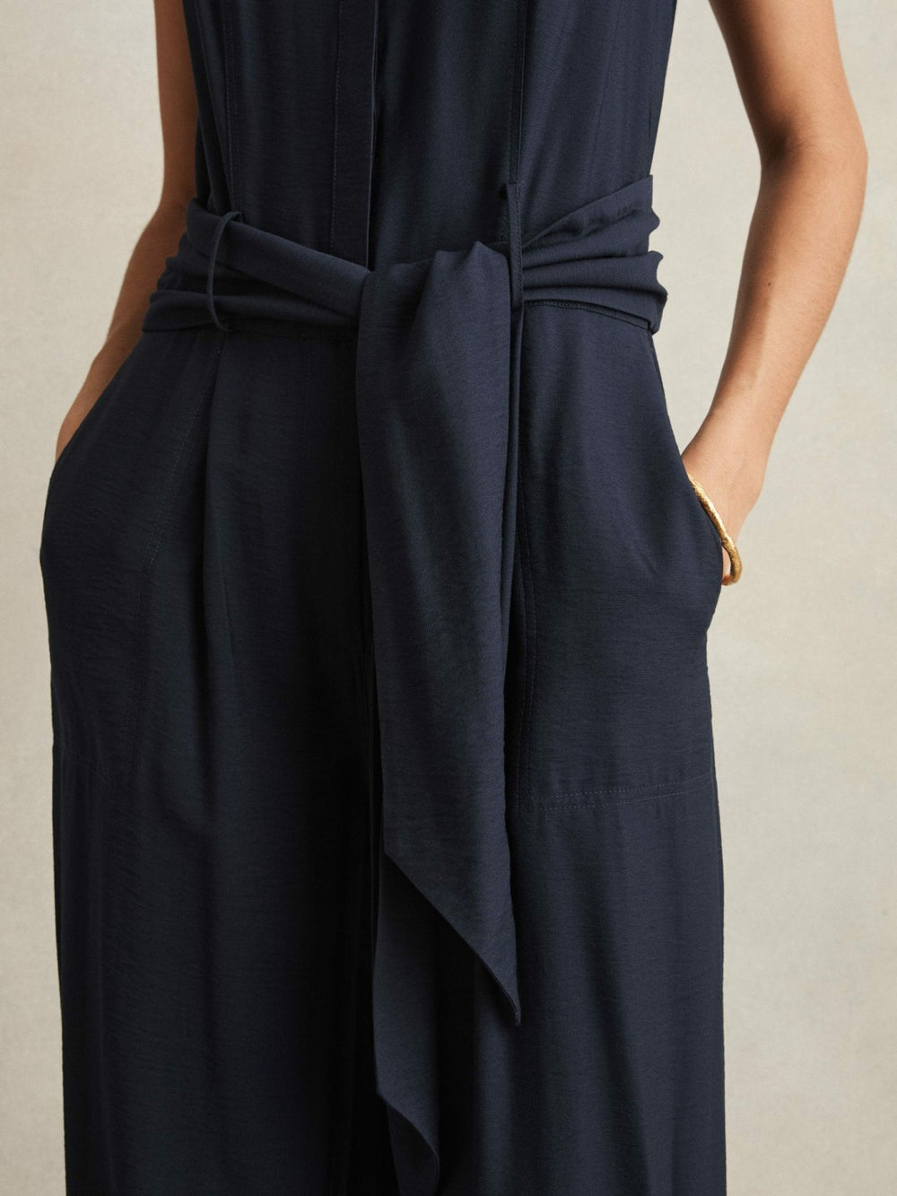 Women Wide-Leg Belted Jumpsuit in Navy