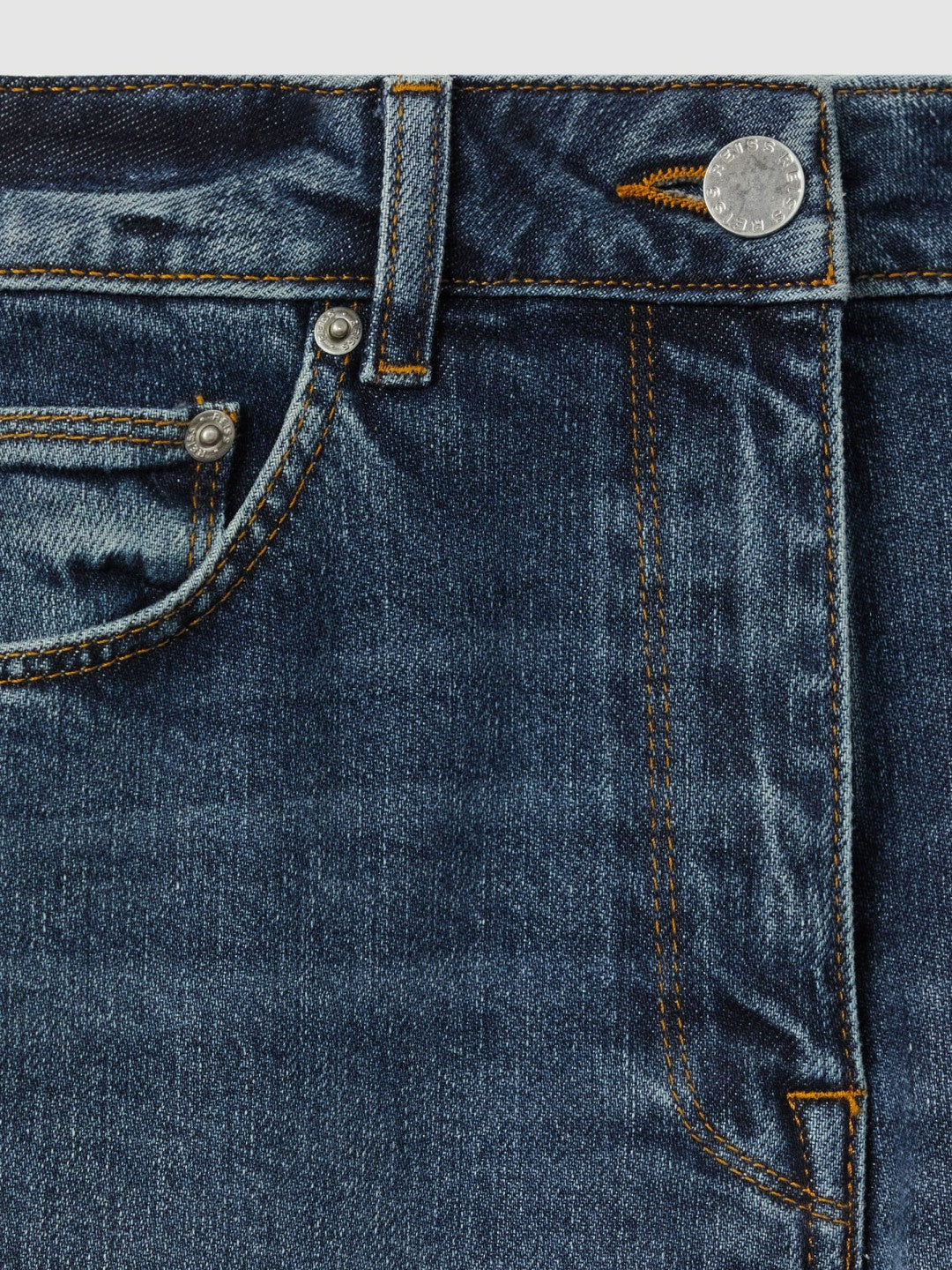 Women Petite Mid-Rise Straight-Leg Jeans in Mid Blue