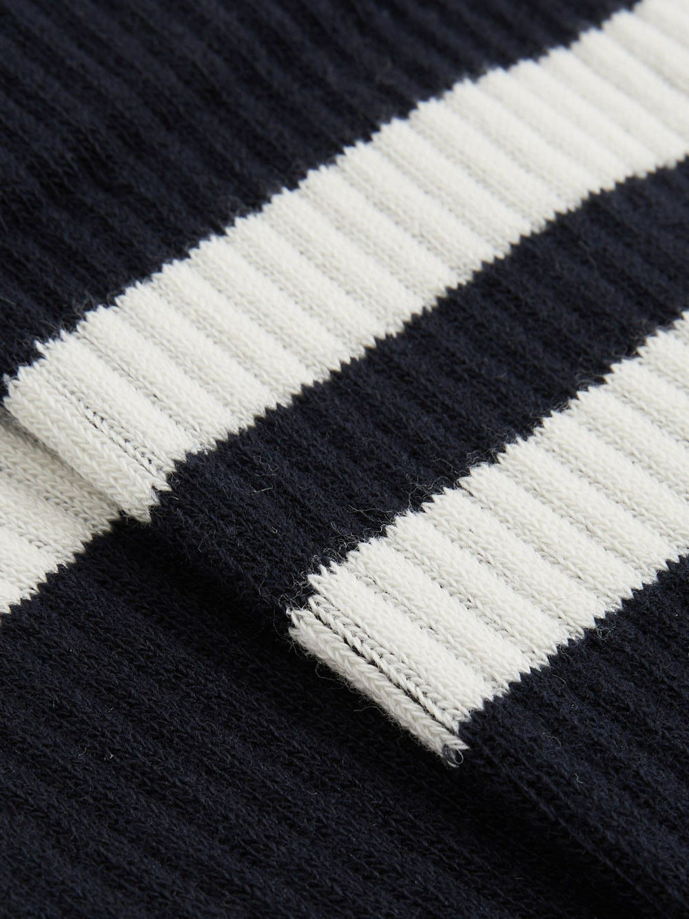 Men Cotton-Blend Double-Stripe Socks in Navy/Ecru