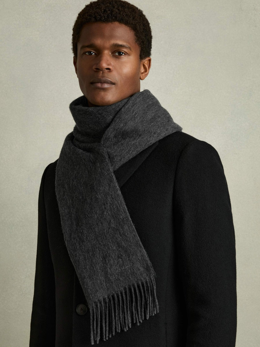 Men Wool and Cashmere Scarf in Charcoal