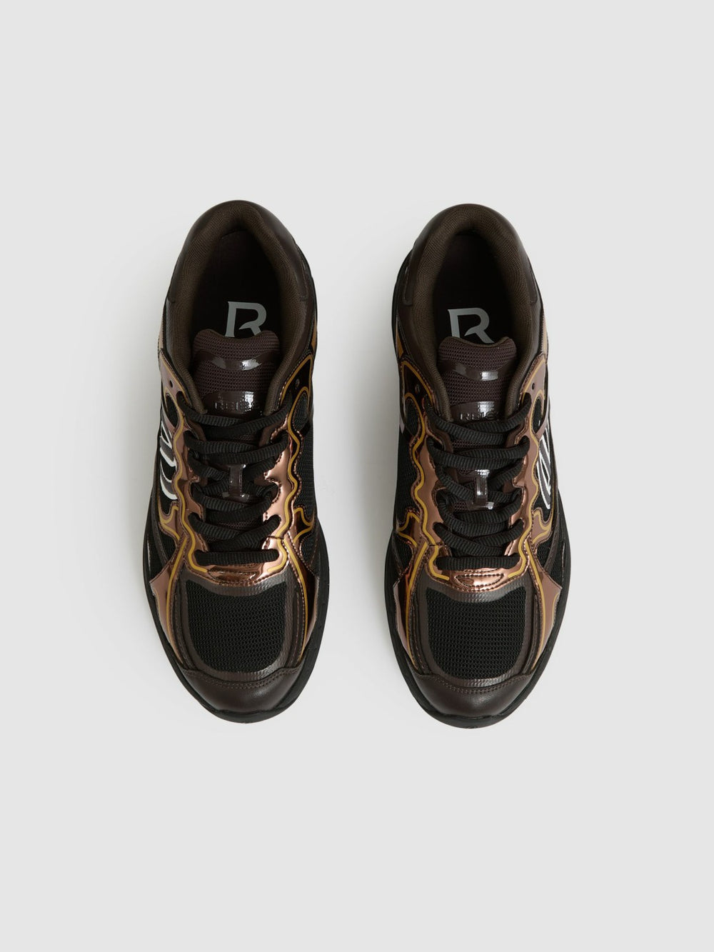 Men Overlay Logo Running Trainers in Electric Brown