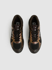 Men Overlay Logo Running Trainers in Electric Brown