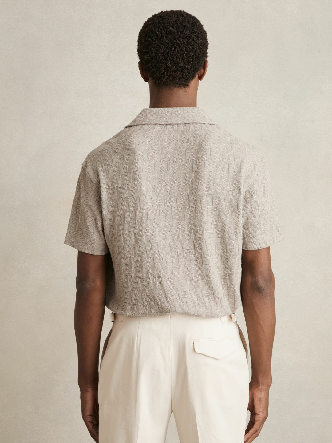 Men Cotton Textured Cuban-Collar Shirt in Mink Brown