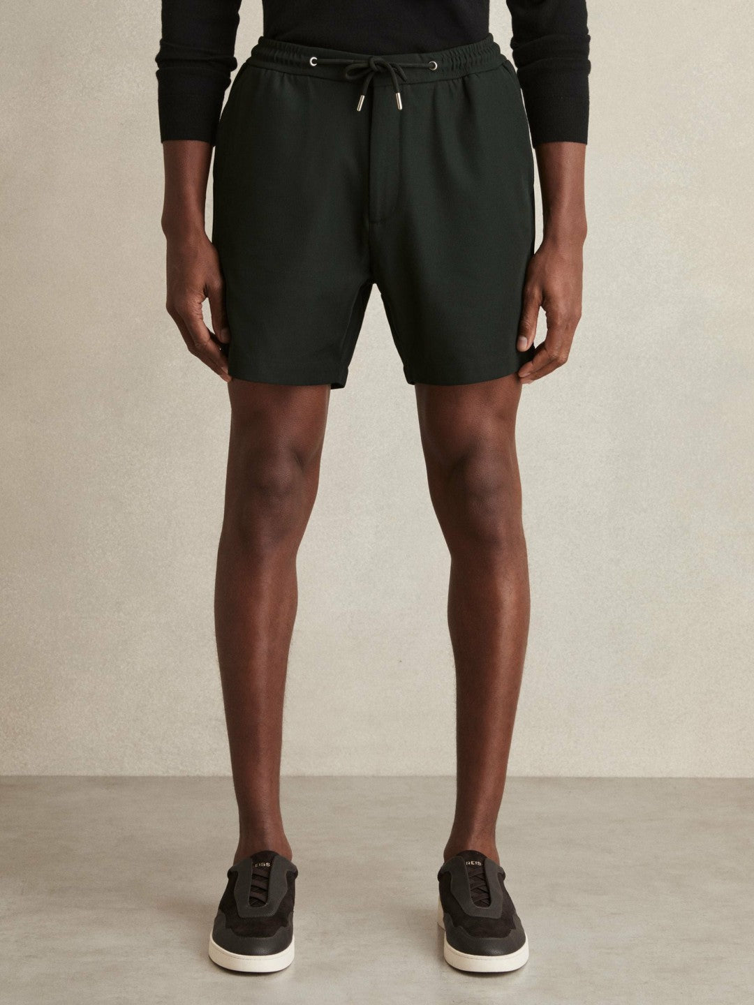 Men Textured Drawstring Shorts in Dark Green