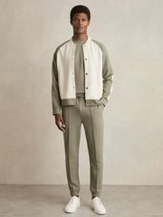 Men Drawstring Jersey Joggers in Sage