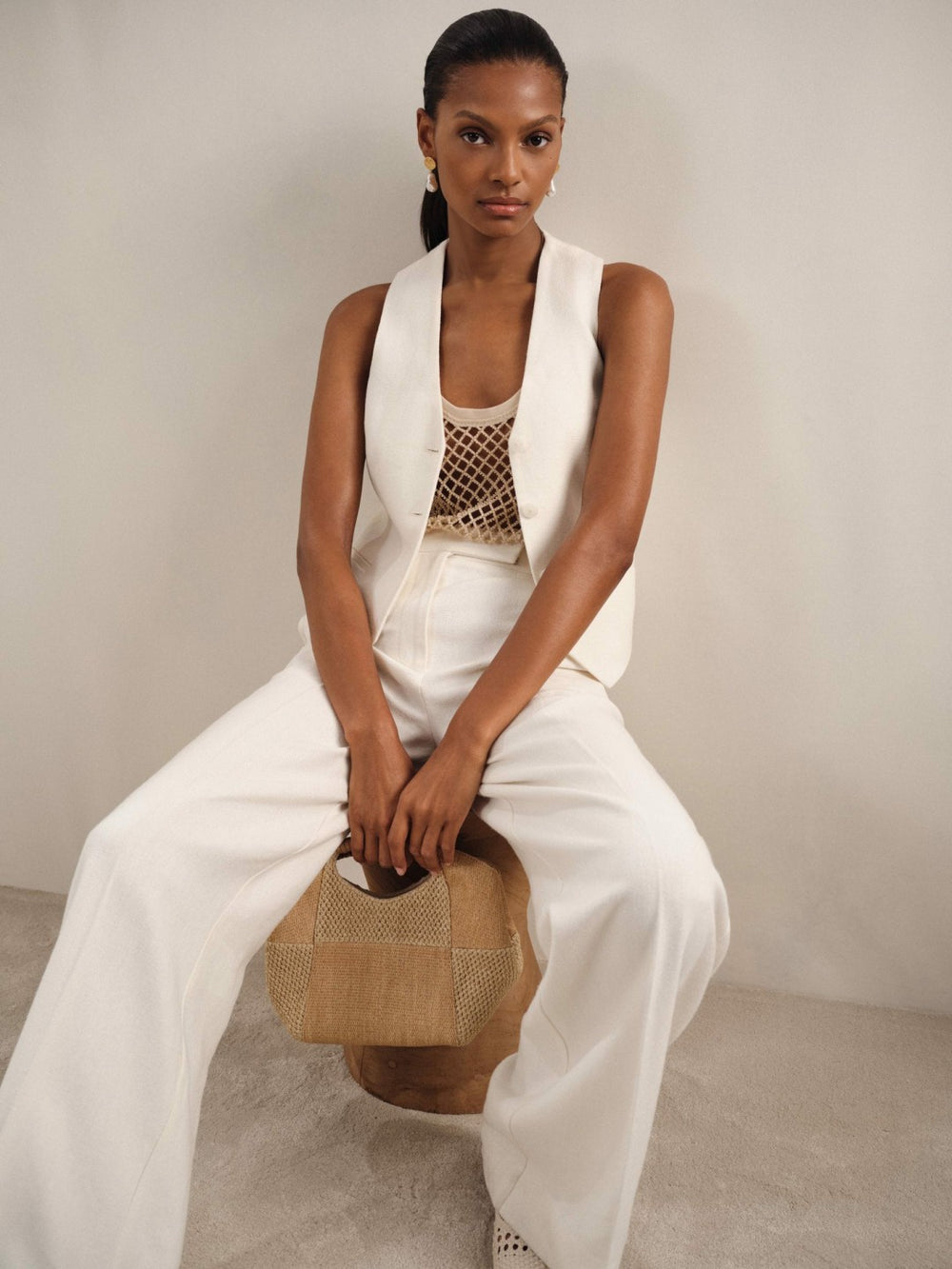 Women Linen-Blend Button-Through Waistcoat in White