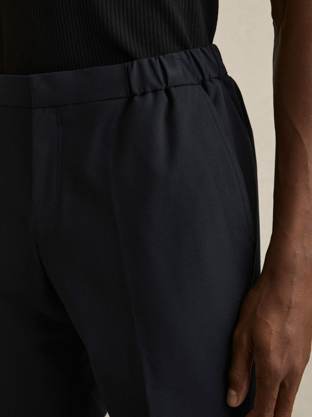 Men Drawstring Chino Shorts in Navy