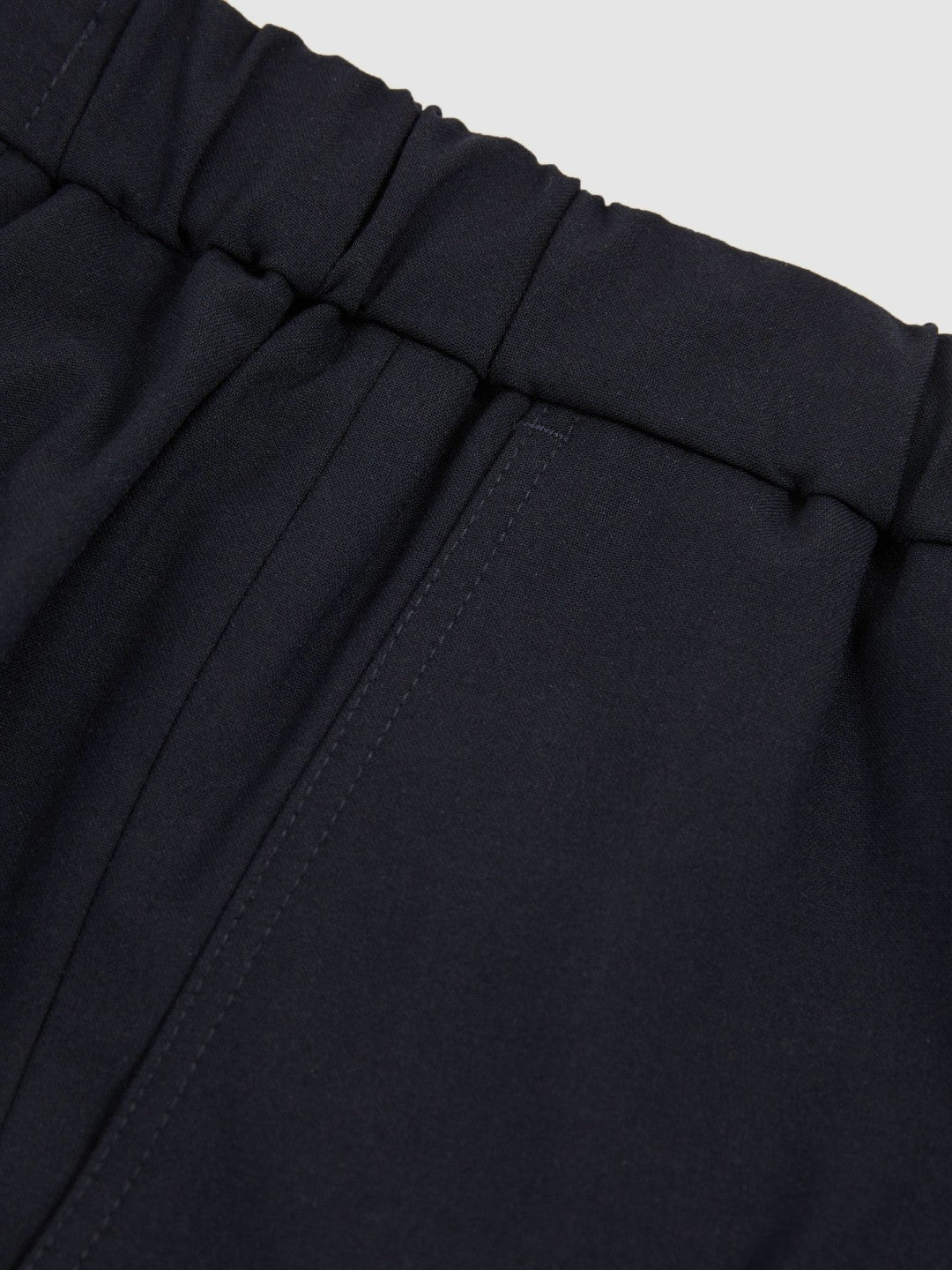Men Drawstring Chino Shorts in Navy