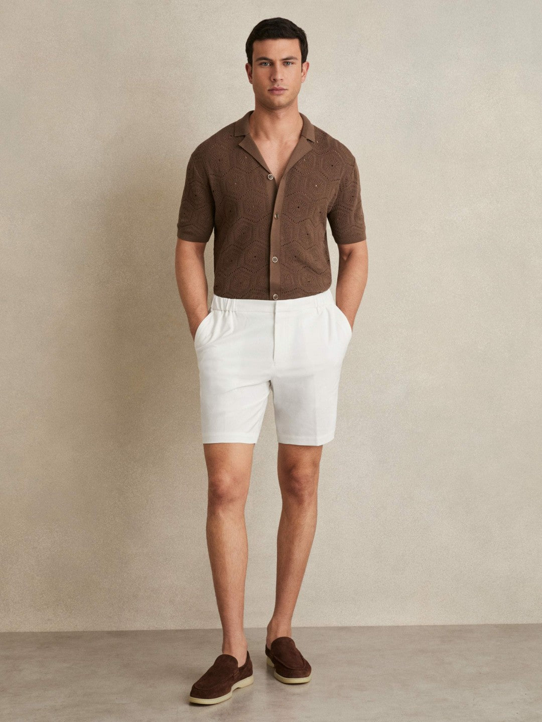 Men Drawstring Chino Shorts in White