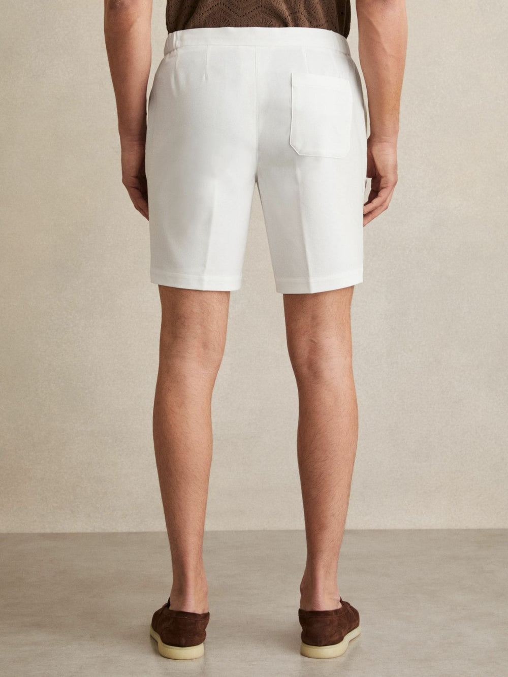 Men Drawstring Chino Shorts in White
