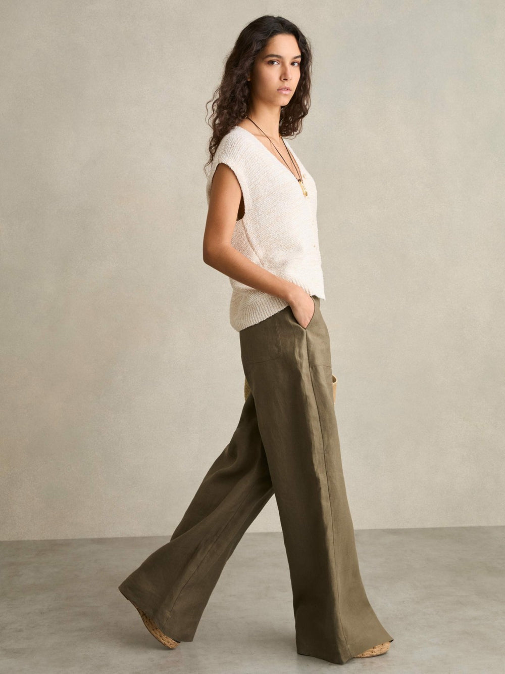 Women Petite Linen Wide Leg Trousers in Khaki