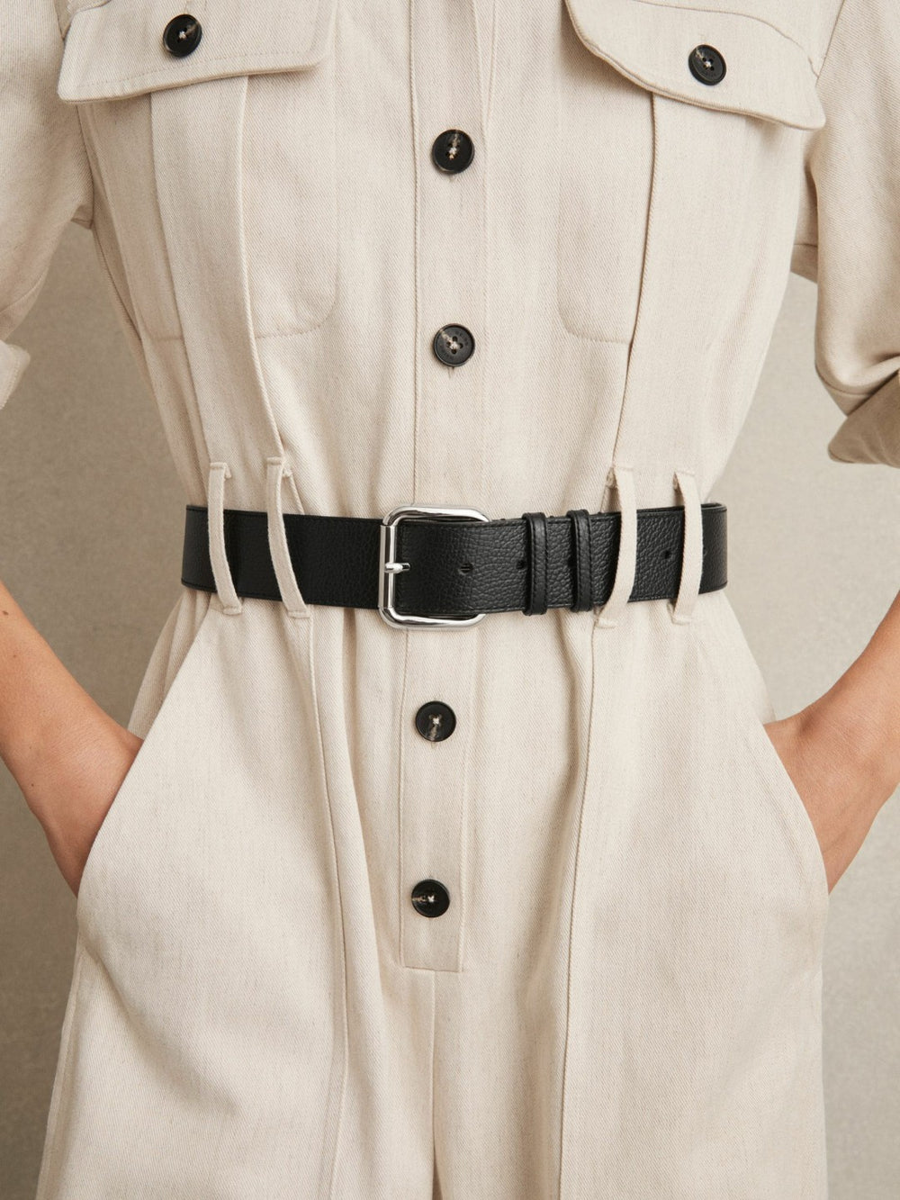 Women Leather Square Roller Buckle Belt in Black