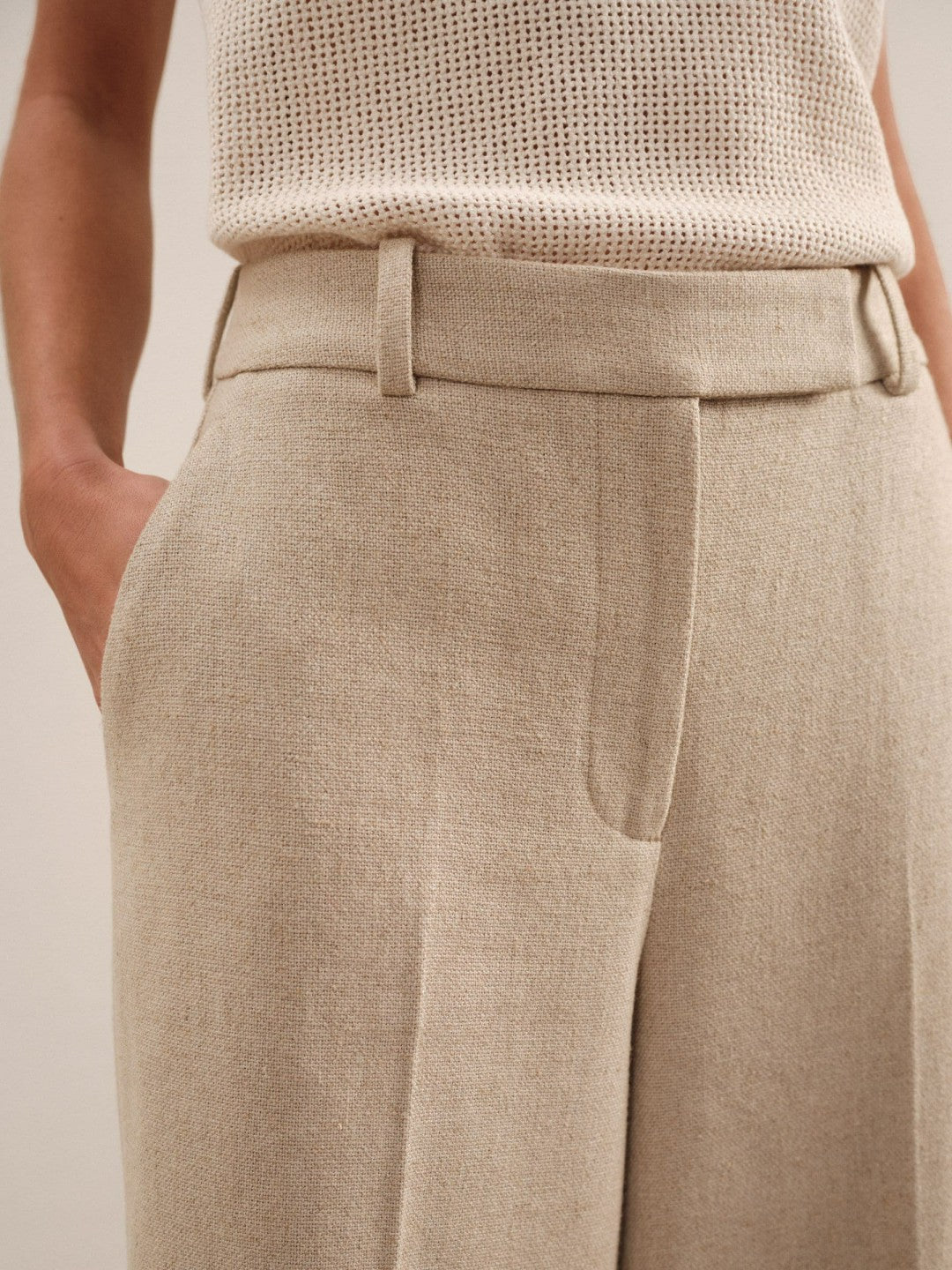 Women Petite Linen-Blend Wide-Leg Trousers in Neutral