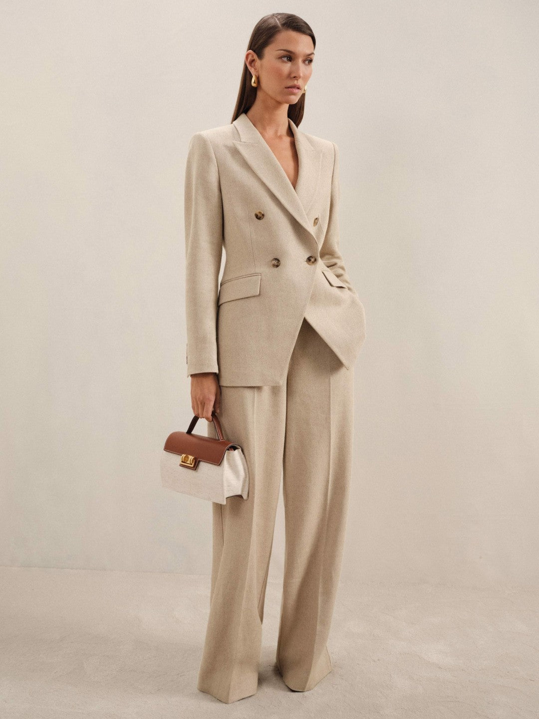 Women Linen-Blend Wide-Leg Trousers in Neutral